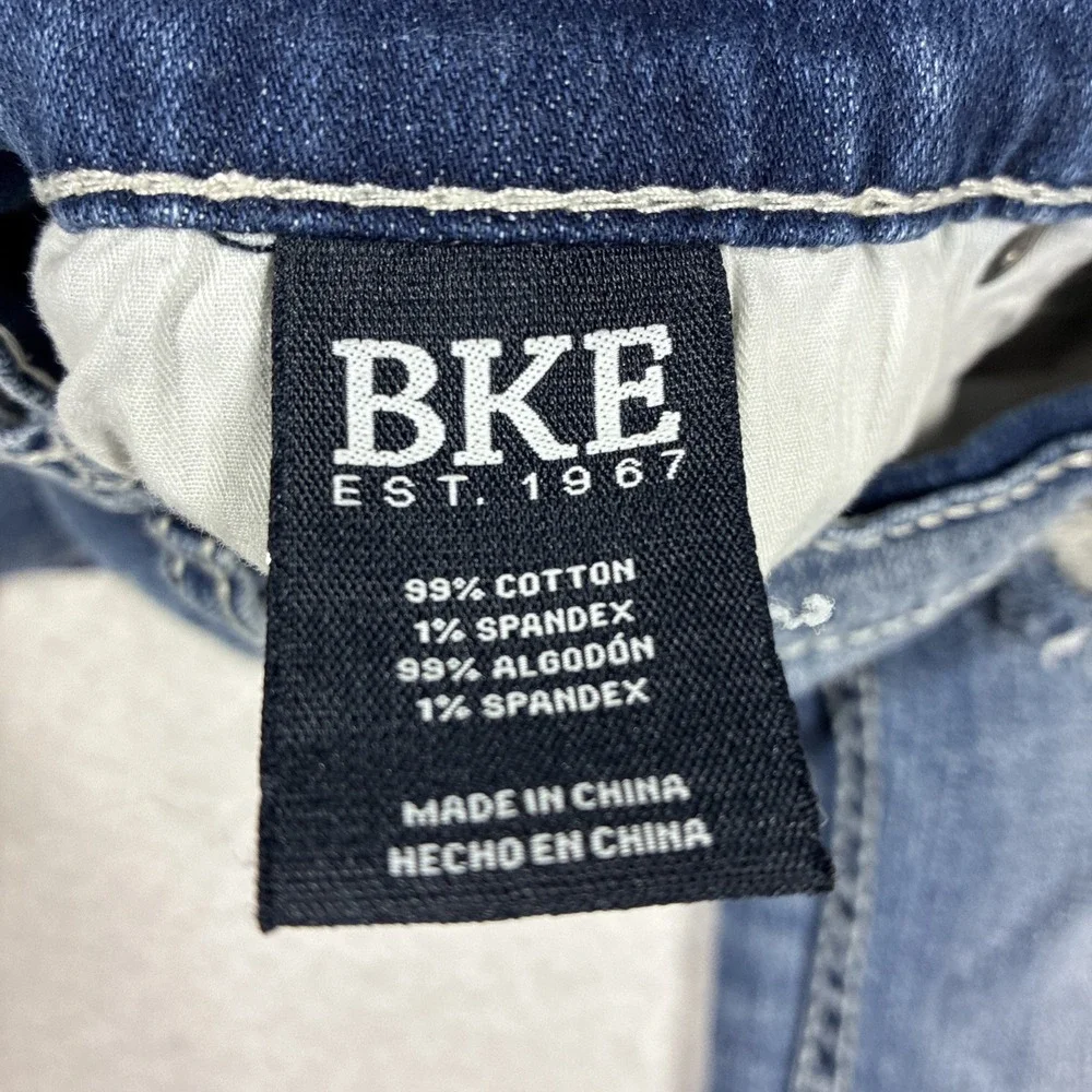 BKE Jake Straight Jeans Mens 34x30 Blue Medium Wash Denim Distressed Thrashed